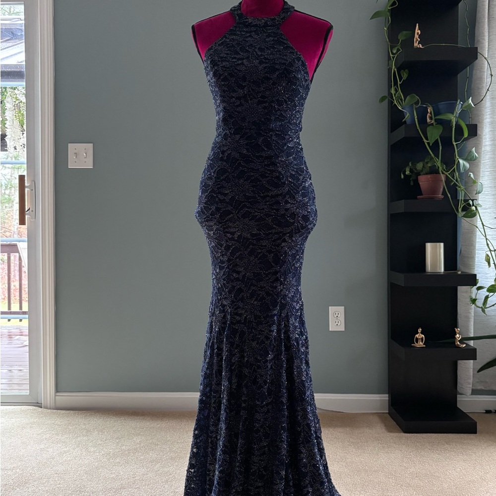 Elegant Navy Lace Evening Gown